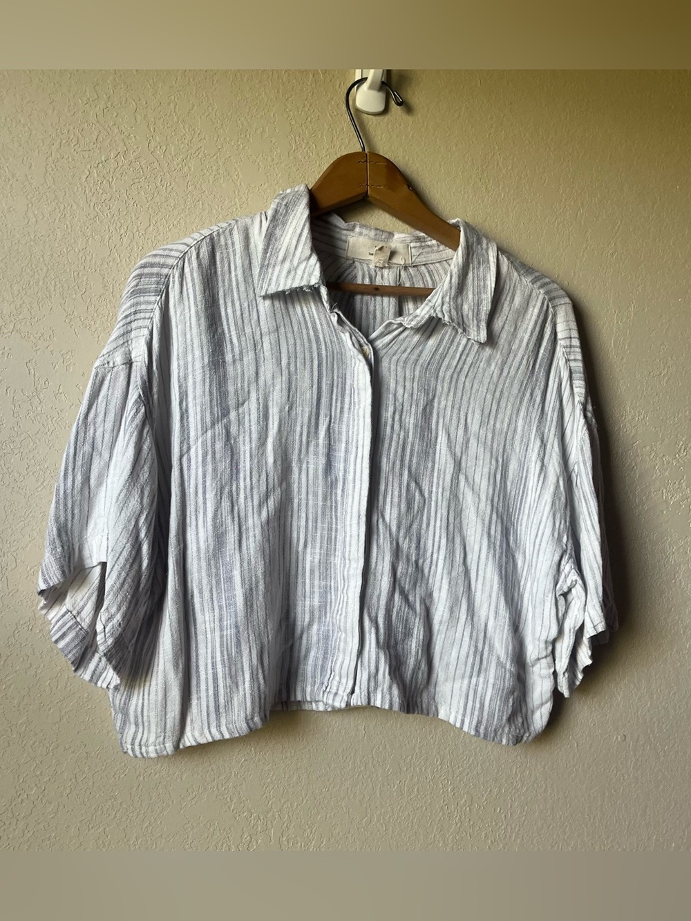 Thread & Supply Cropped Button Front Top